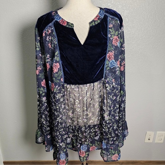 Suzanne Betro Boho Floral Velvet Sheer Lace Top Plus Size 3x with ruffle - Picture 6 of 14